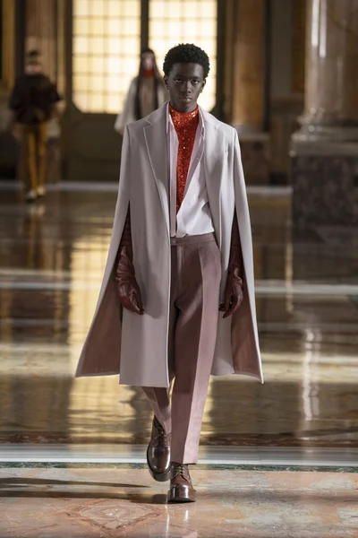 Look 39
